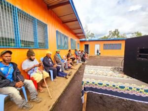 Grad — Melanesian Training College, Togoba